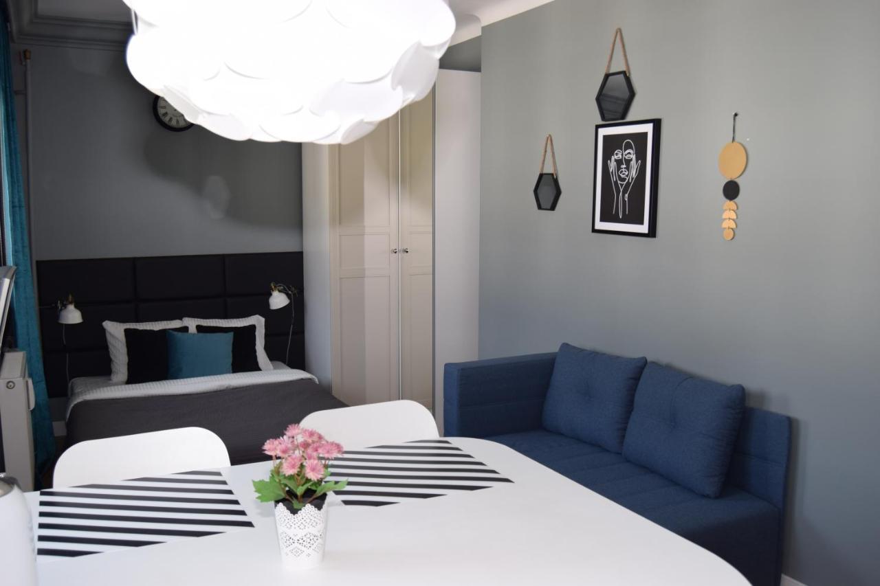 Be My Guest - Hoza Studio - Pkin Super Centrum Metro Wi-Fi Breakfast Warsaw Luaran gambar