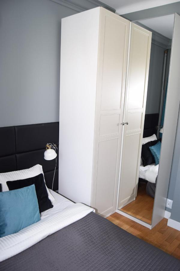Be My Guest - Hoza Studio - Pkin Super Centrum Metro Wi-Fi Breakfast Warsaw Luaran gambar